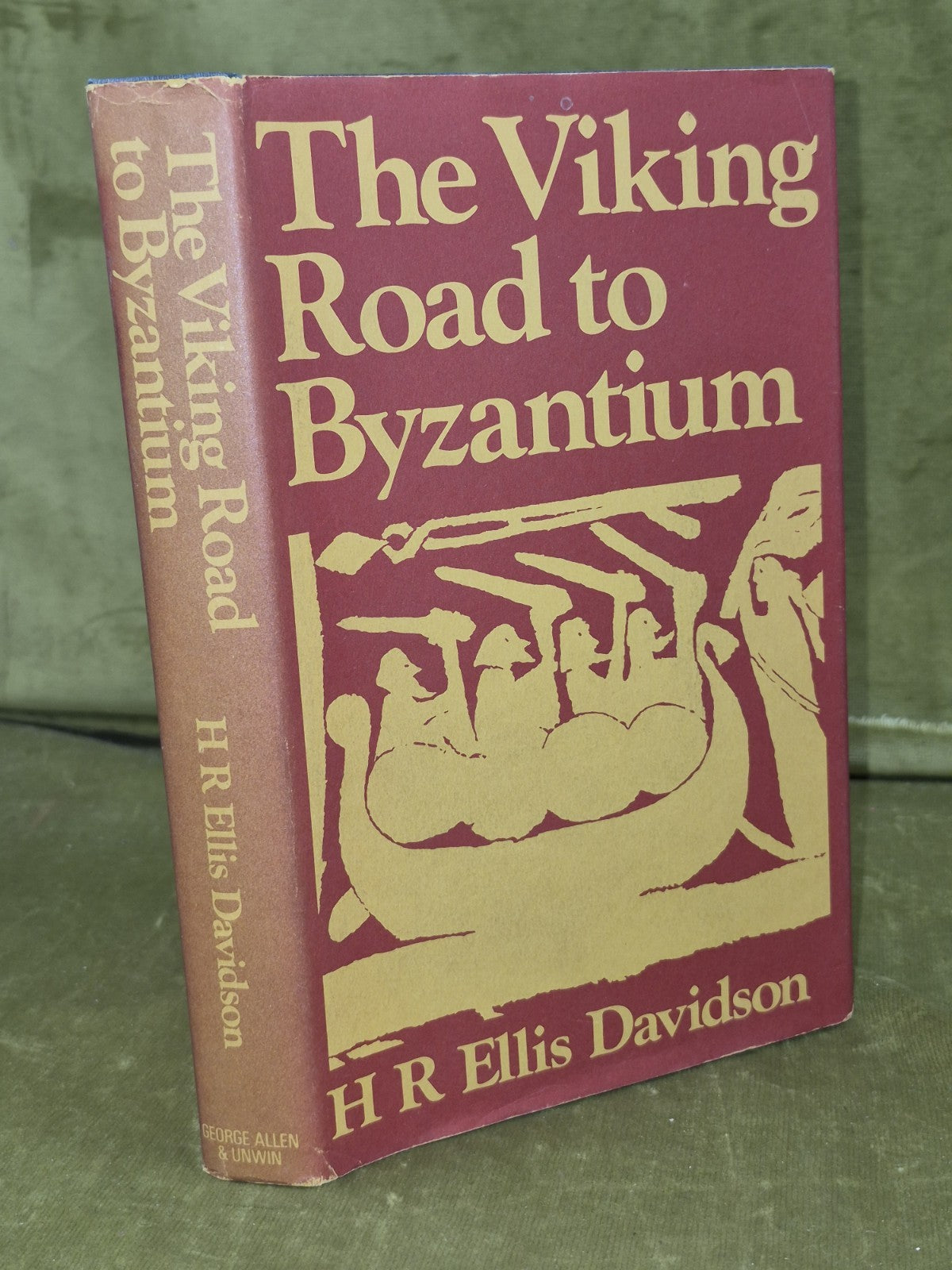 The Viking Road to Byzantium Ellis Davidson 1976 George Allen & Unwin HB DJ0