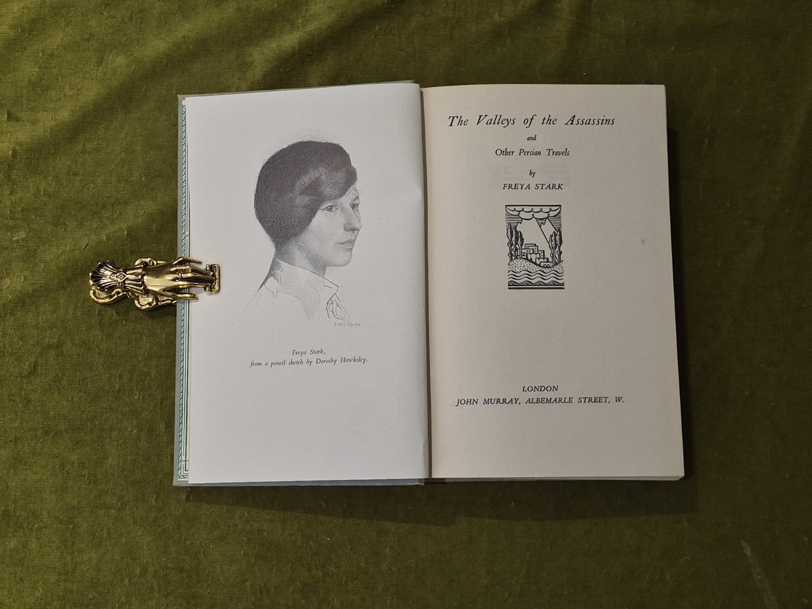 The Valleys Of The Assassins & other Persian Travels - Freya Stark , John Murray5