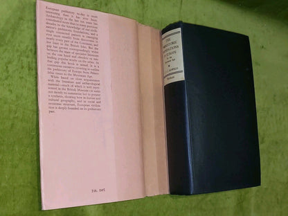 The Prehistoric Foundations of Europe ( 1940 First Edition, Dust Jacket ) Hawkes3