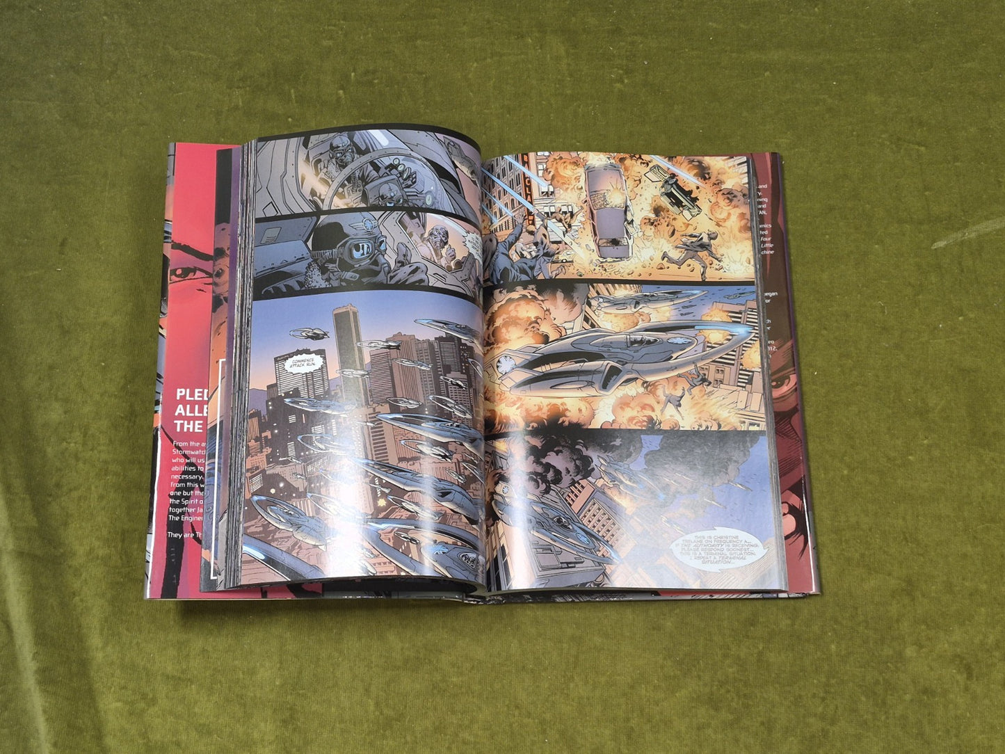 The Authority Volume 1 Warren Ellis Bryan Hitch Paul Neary 2013 HB DJ4