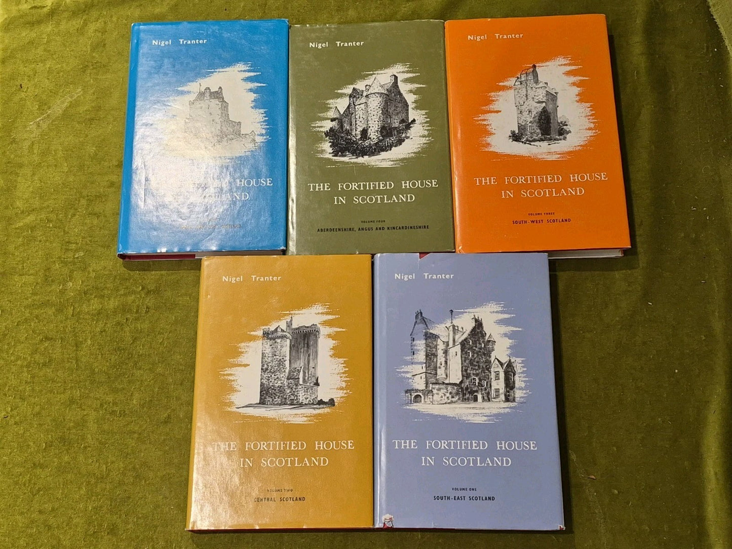 The Fortified House in Scotland Vols 1-5 - Nigel Tranter - Mercat Press 19860