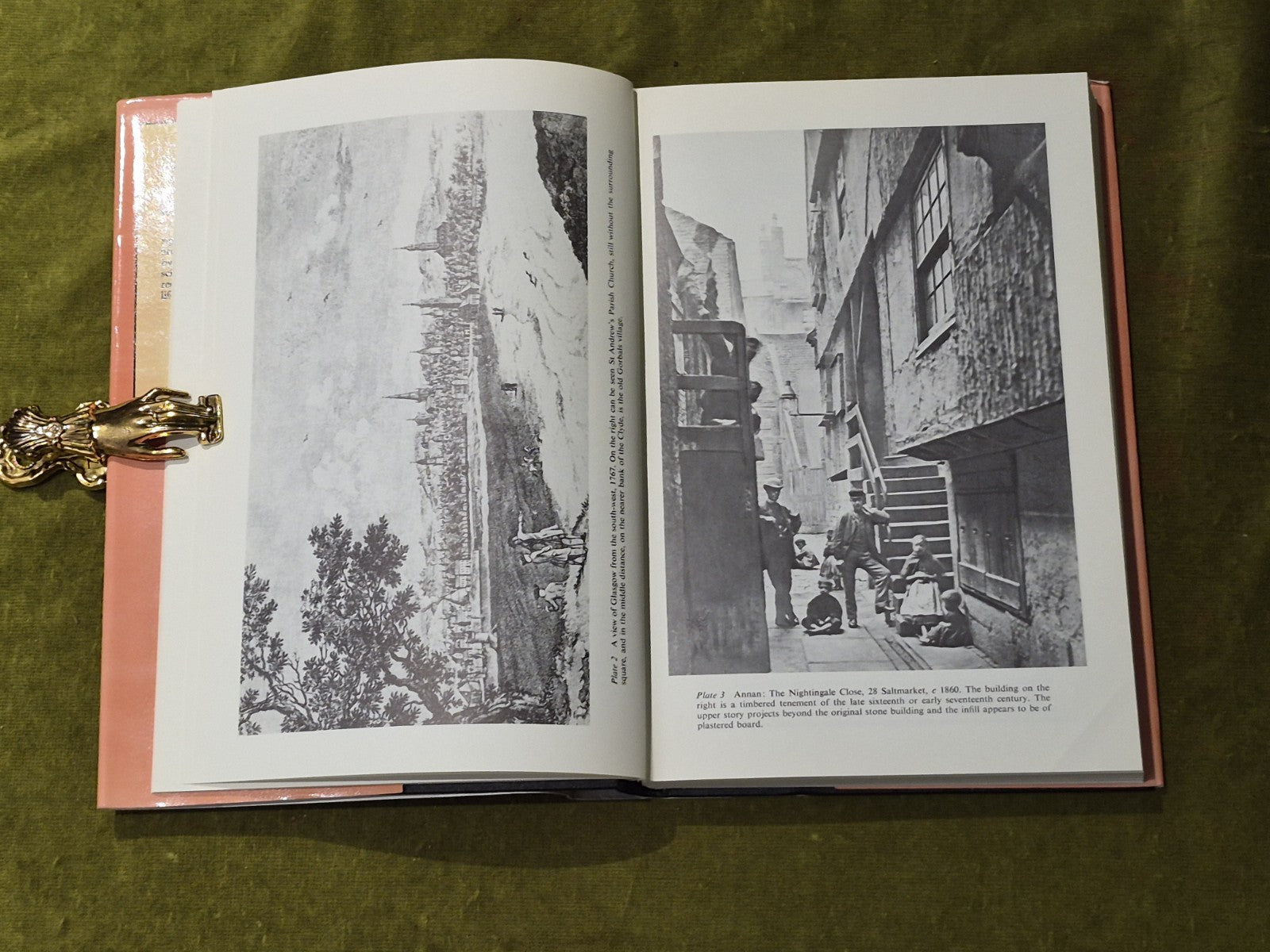 The Tenement - A Way Of Life - Frank Worsdall  1st Edition 1979 Chambers6