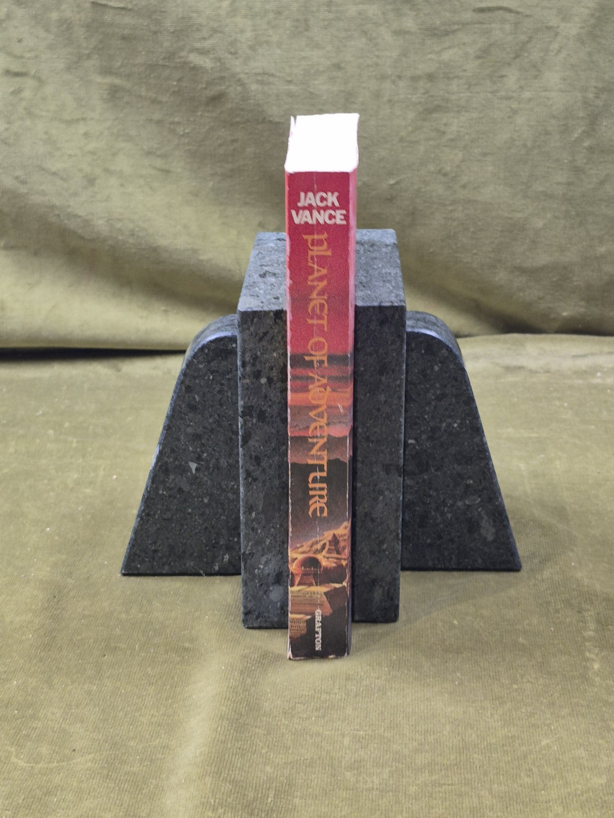 Planet of Adventure Omnibus by Jack Vance , Grafton 1st 1985 PB2