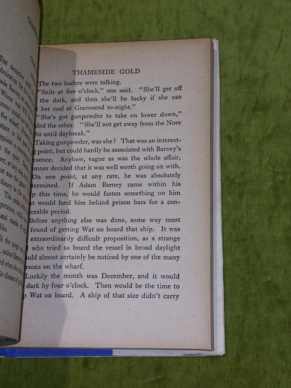 Thameside Gold by Maurice Welford [Modern Publishing Company] HB/DJ Book8