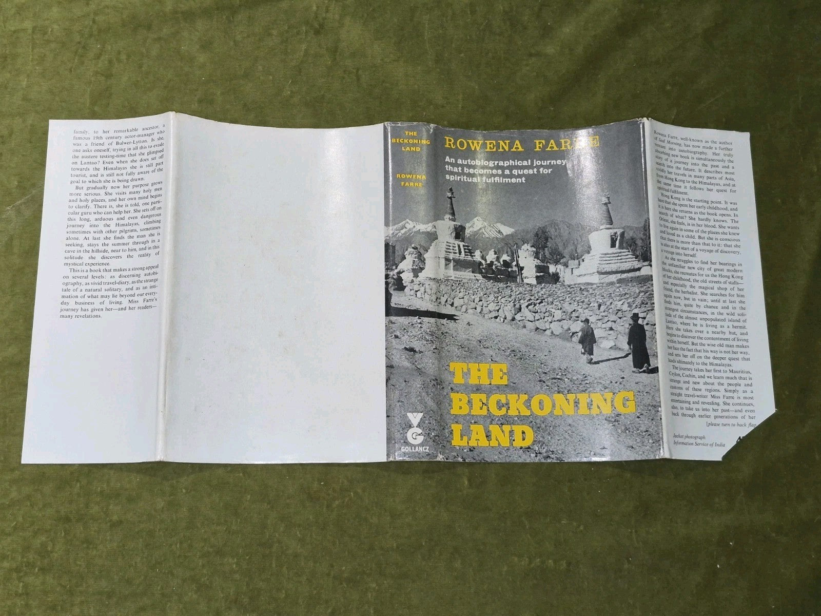 Rowena Farre The Beckoning Land 1969 Victor Gollancz First Edition Dustjacket3
