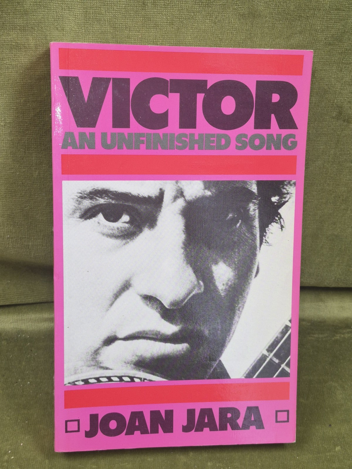 Victor: An Unfinished Song - Jara, Joan0