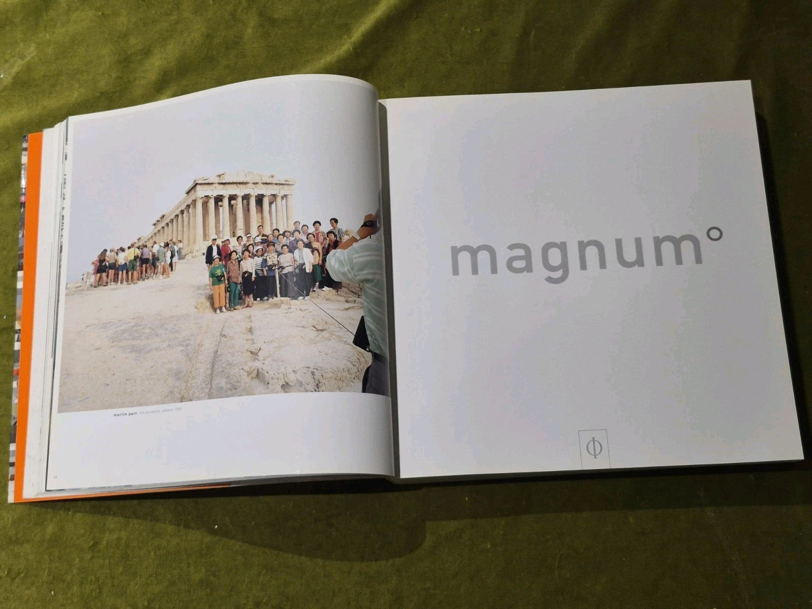 Magnum - Phaidon Press - Softcover Photography Book2