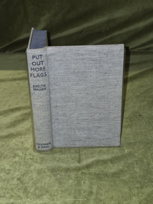 Put Out More Flags - Evelyn Waugh0