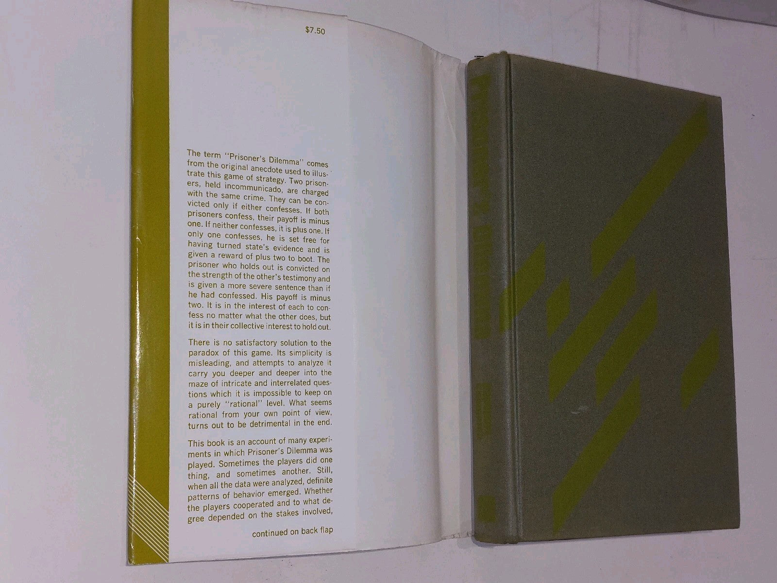 Prisoner's Dilemma: A Study in Conflict and Cooperation Rapoport, Anatol (1965) 2