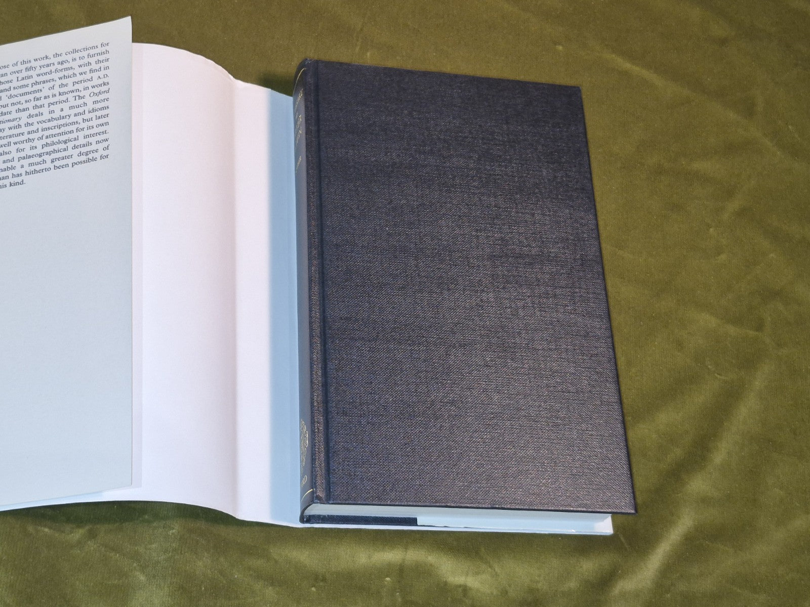 Glossary of Later Latin to 600 AD - Alexander Souter - Oxford Press - 1996 Hb/Dj2