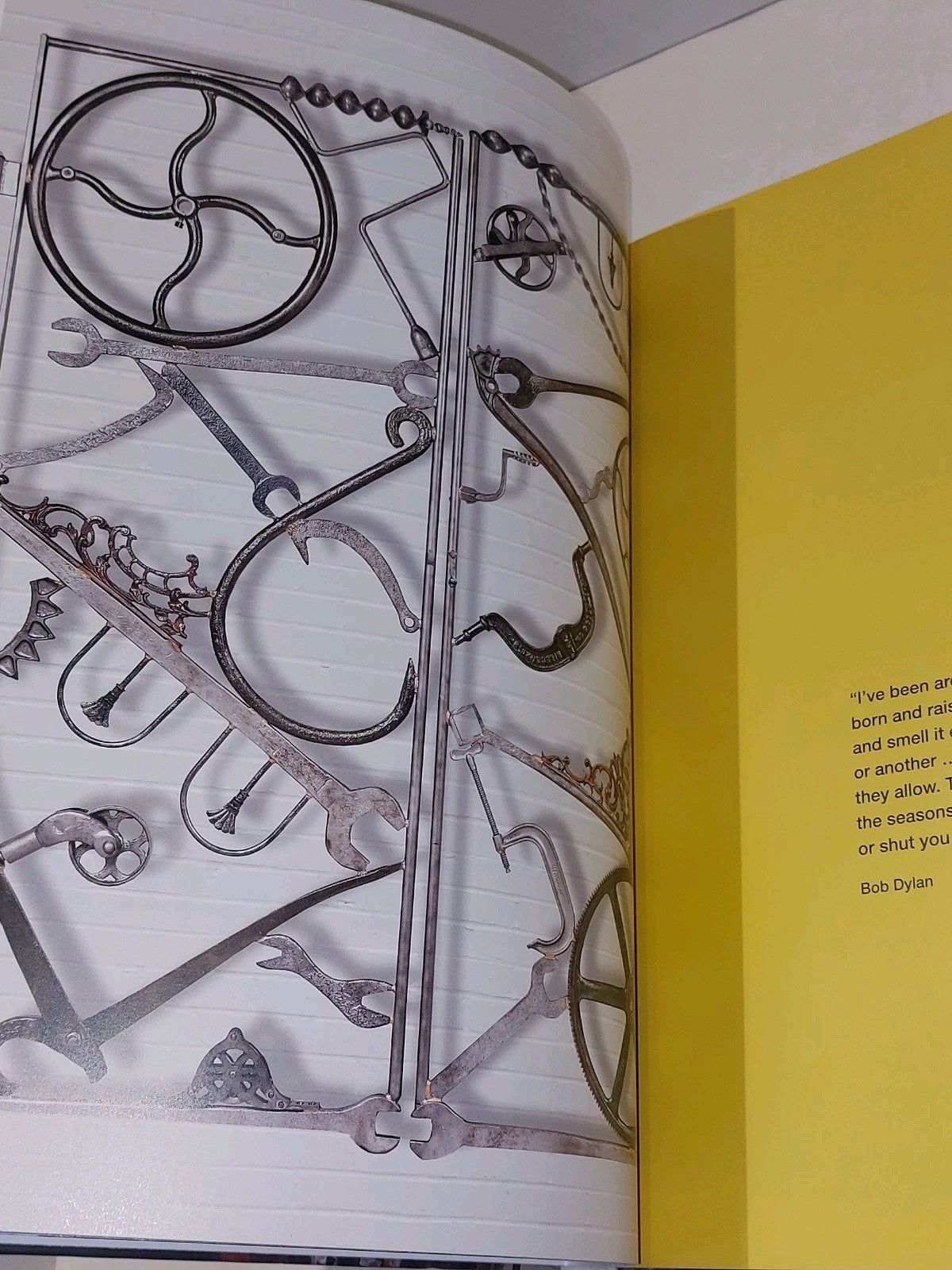 Bob Dylan : Retrostectrum 2022 [Skira / Maxxi] Large Book5