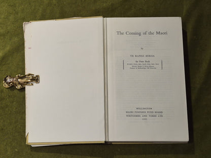 The Coming of the Maori - Sir Peter Buck , Wellington 1952 HB DJ5