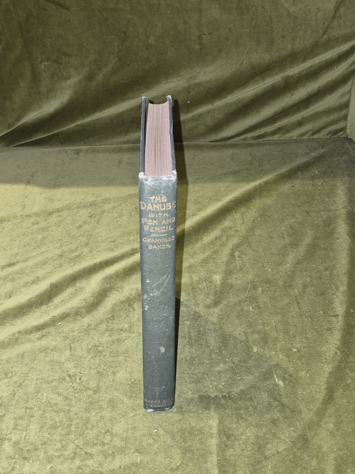 THE DANUBE WITH PEN AND PENCIL     by B.GRANVILLE  BAKER    1st edition  19112