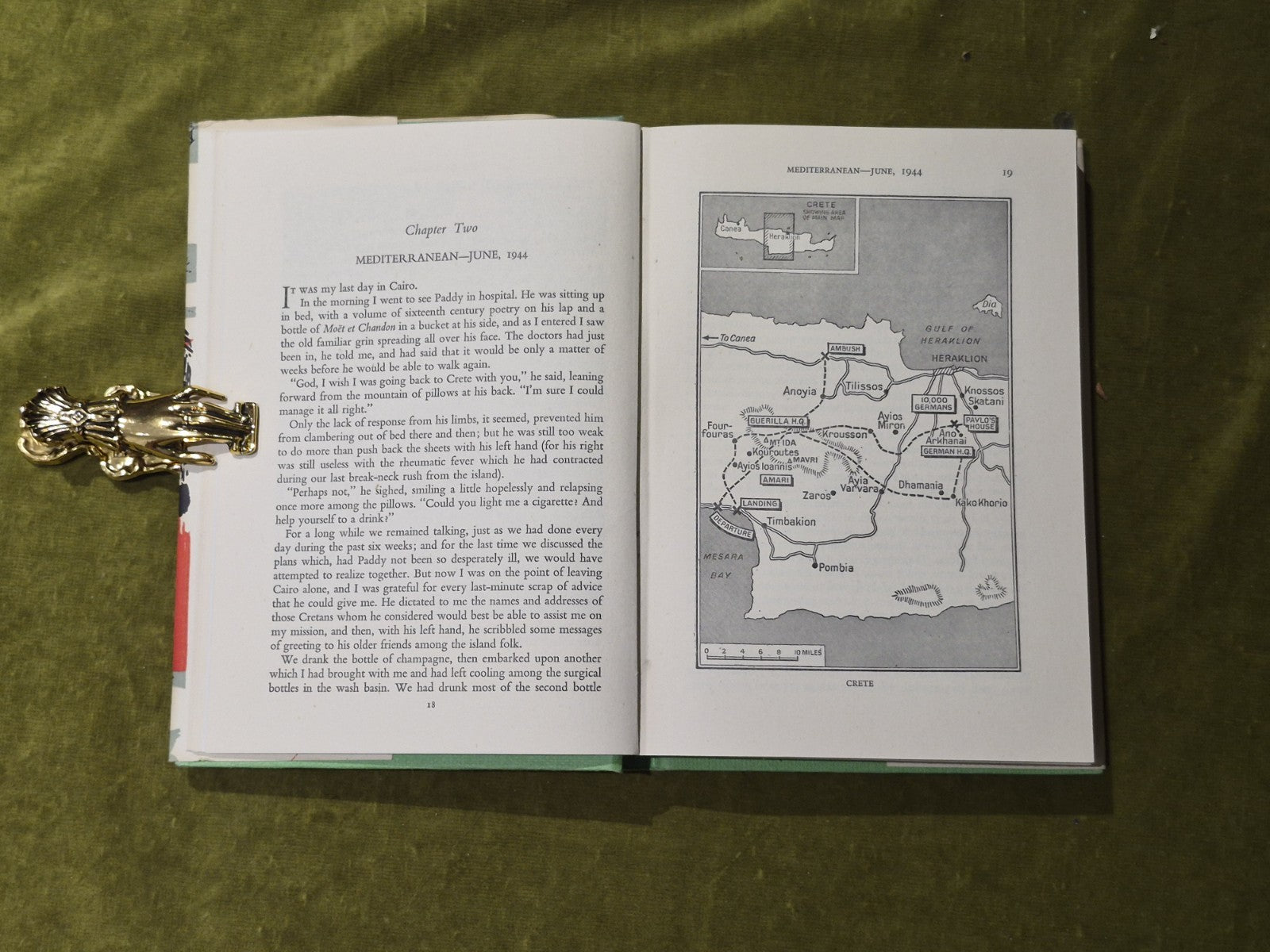 The War of Shadows - W Stanley Moss  - Boardman 1st Ed HB DJ  19527