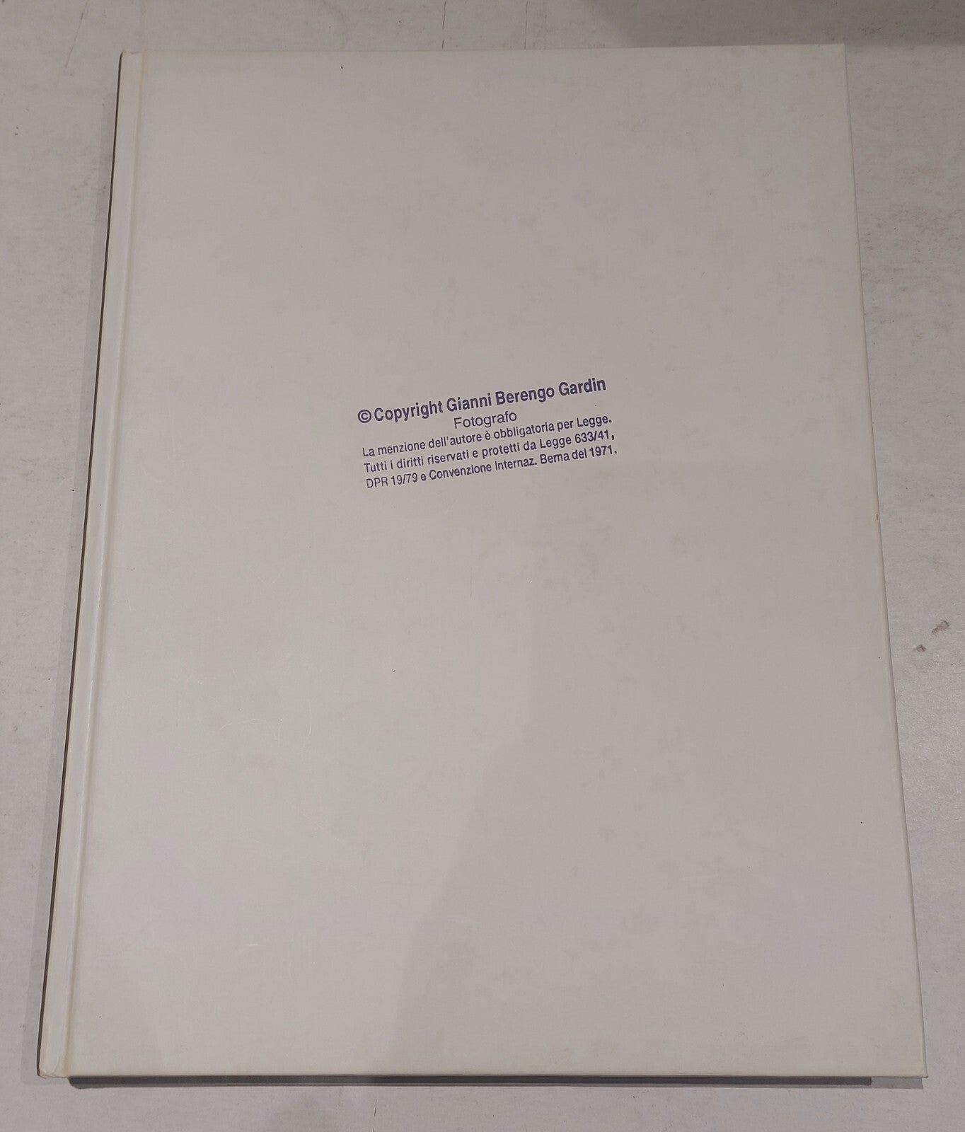 Copyright Gianna Berengo Gardin Fotografo (2001) Hb Book0