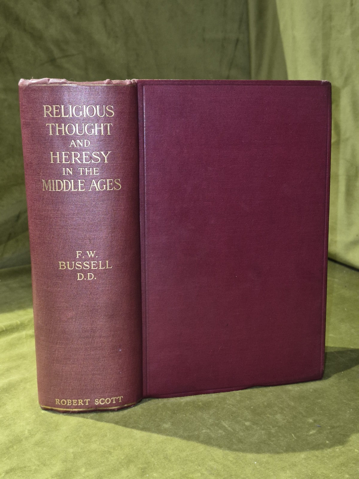 Religious Thought and Heresy in the Middle Ages (1918 First edn) Bussell0