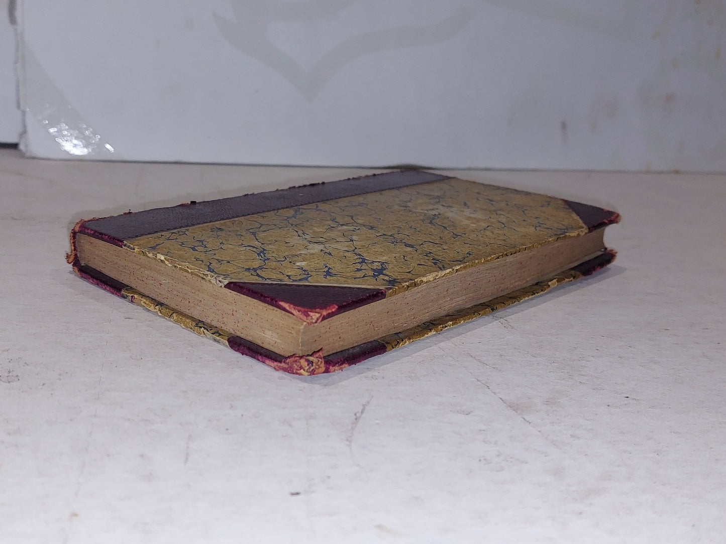 An Abridgement, or Summarie of the Scots Chronicles by John Monipennie, 18186