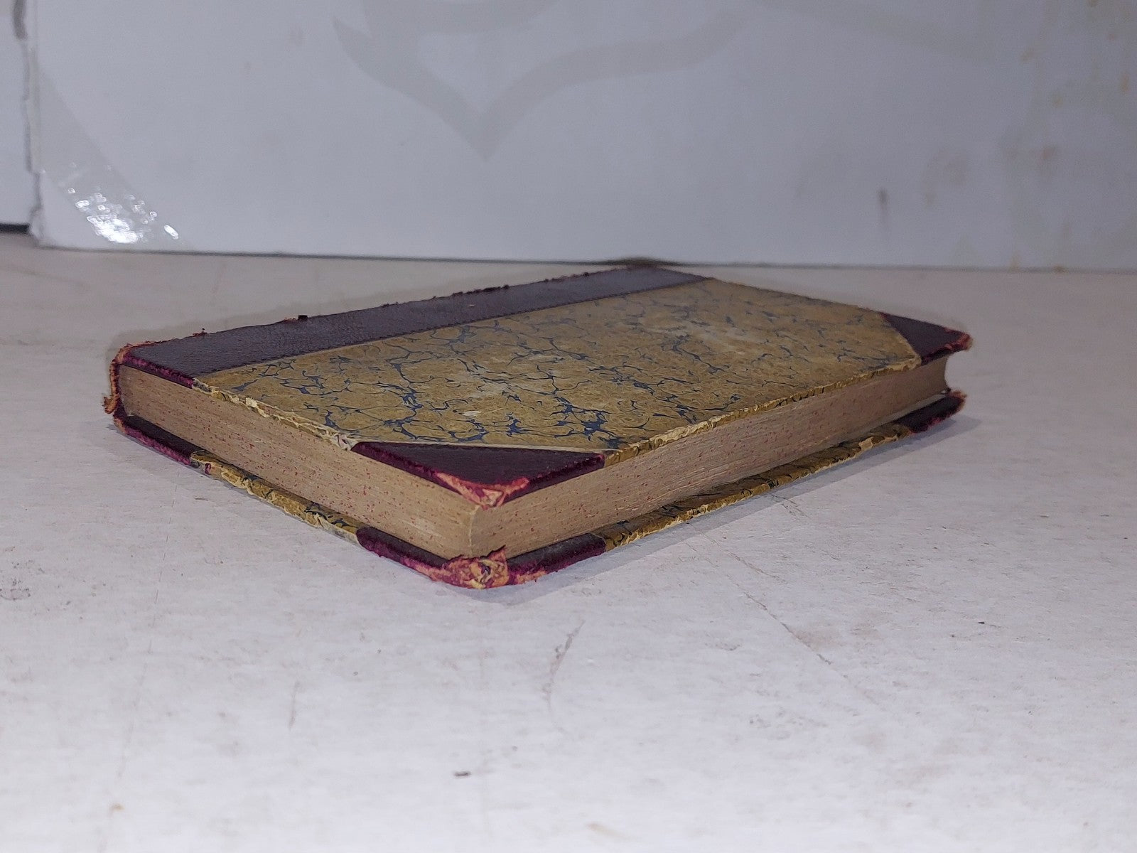 An Abridgement, or Summarie of the Scots Chronicles by John Monipennie, 18186