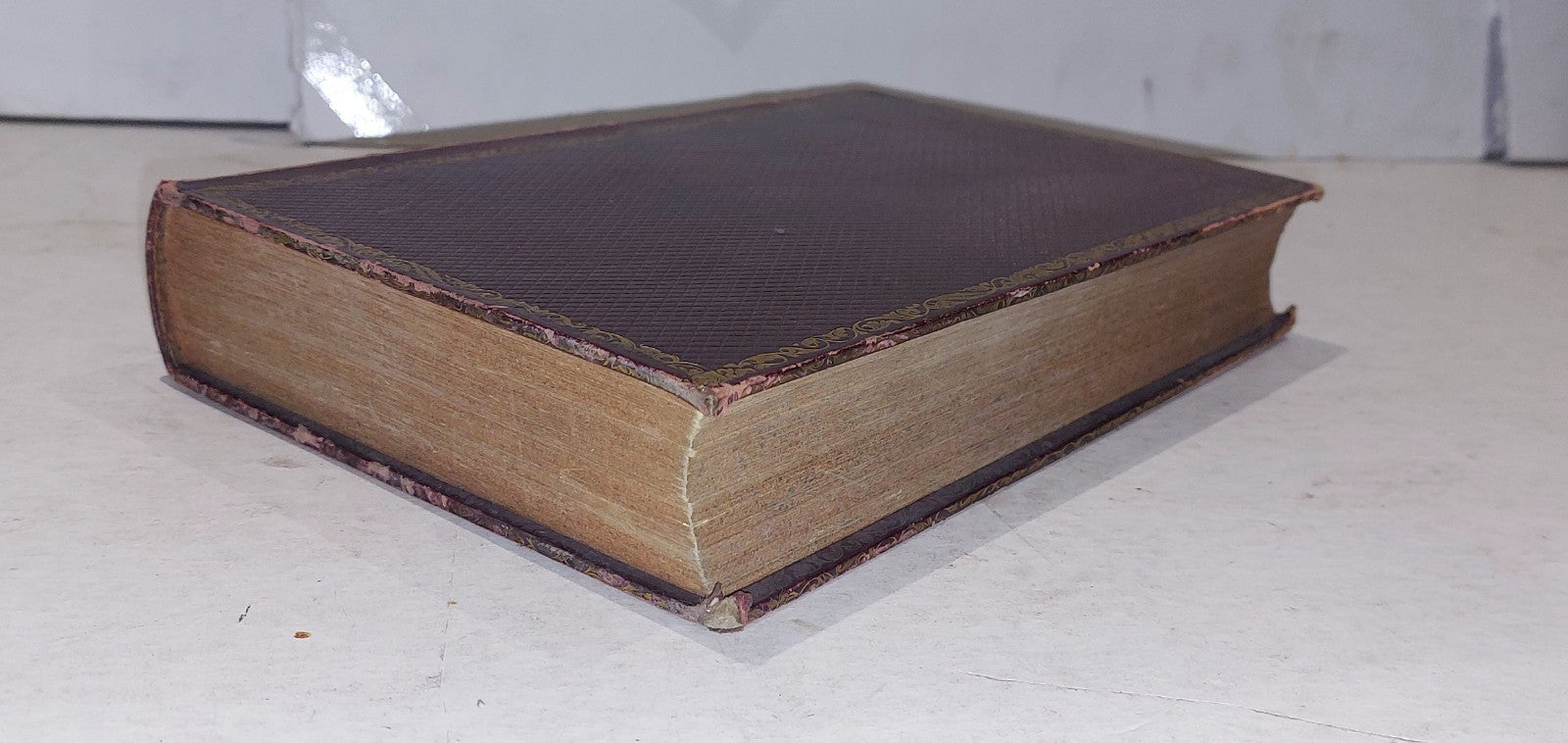 Leila or the seige of Granada, Edward Lytton Bulwer (1838) Leather Bound Book8