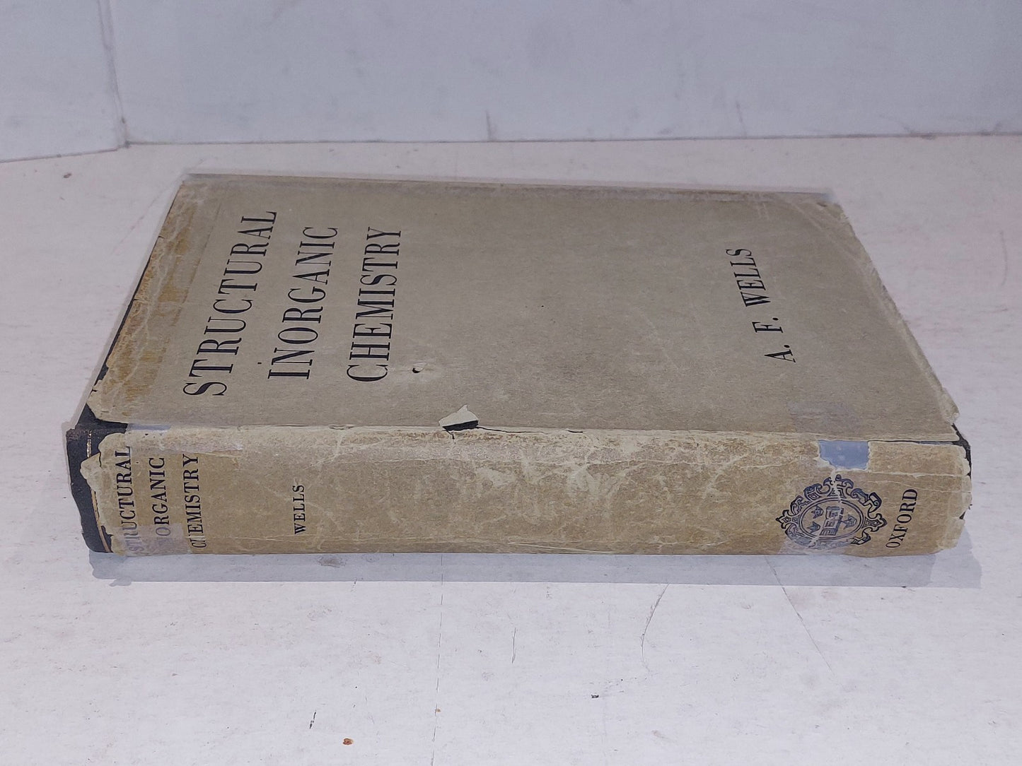 A F Wells Structural Inorganic Chemistry 1945 1st Ed With Dj Hb Book1