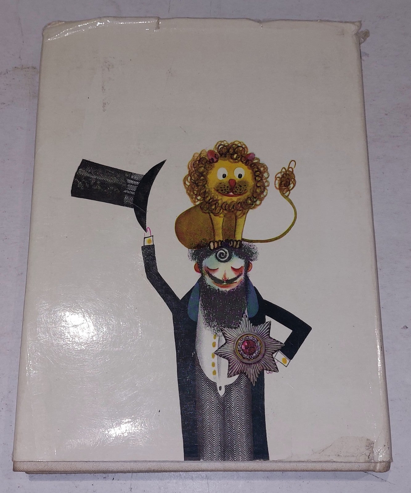 Modern Tales and Fables. Marie Kándlová  1969 Paul Hamlyn Publisher 2