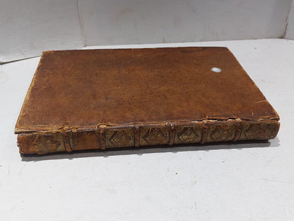 Lives & Characters Of The Officers Of The Crown [Vol.1] 1726, By G. Crawfurd Hb 2